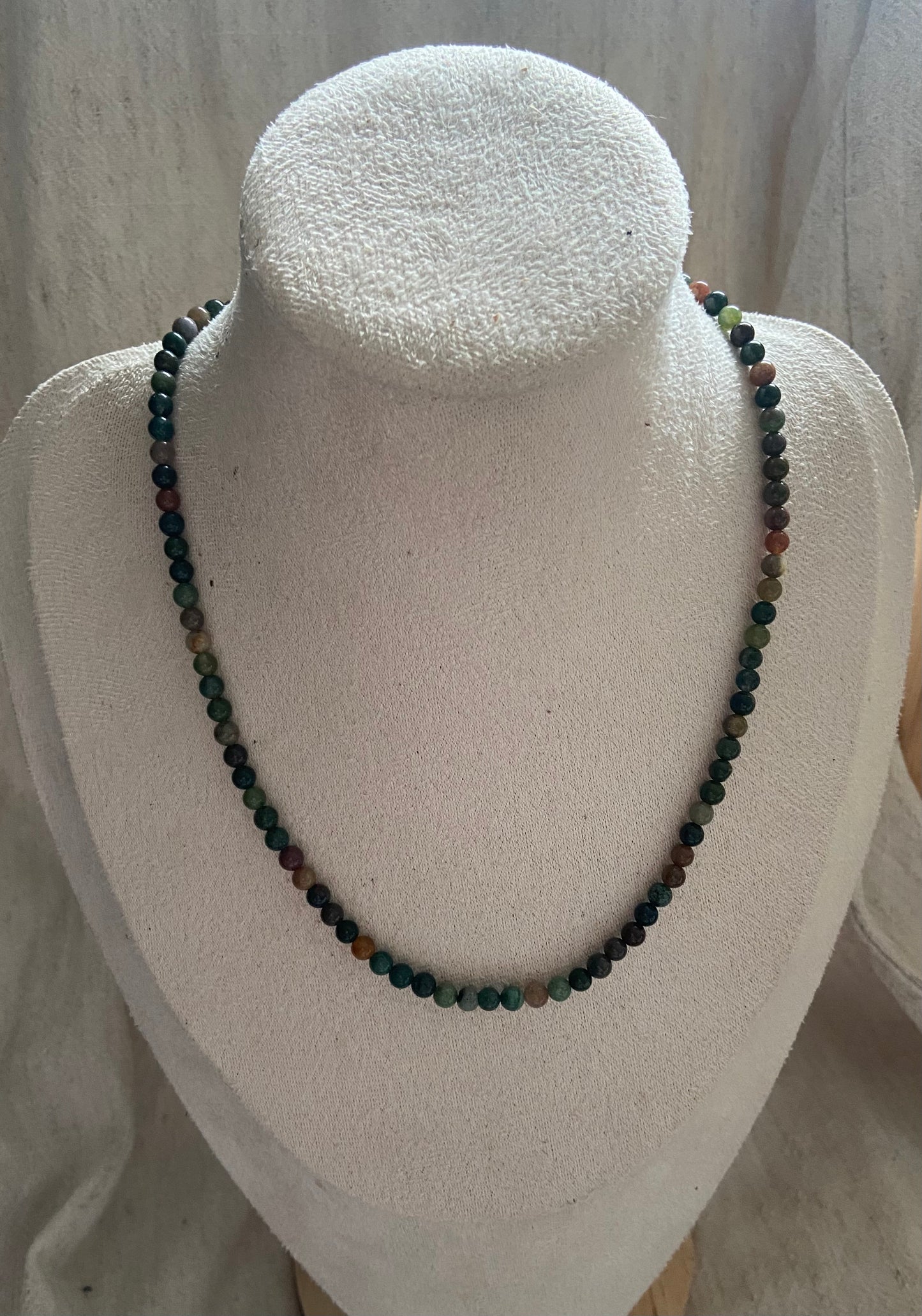 Collier, collection Laurie