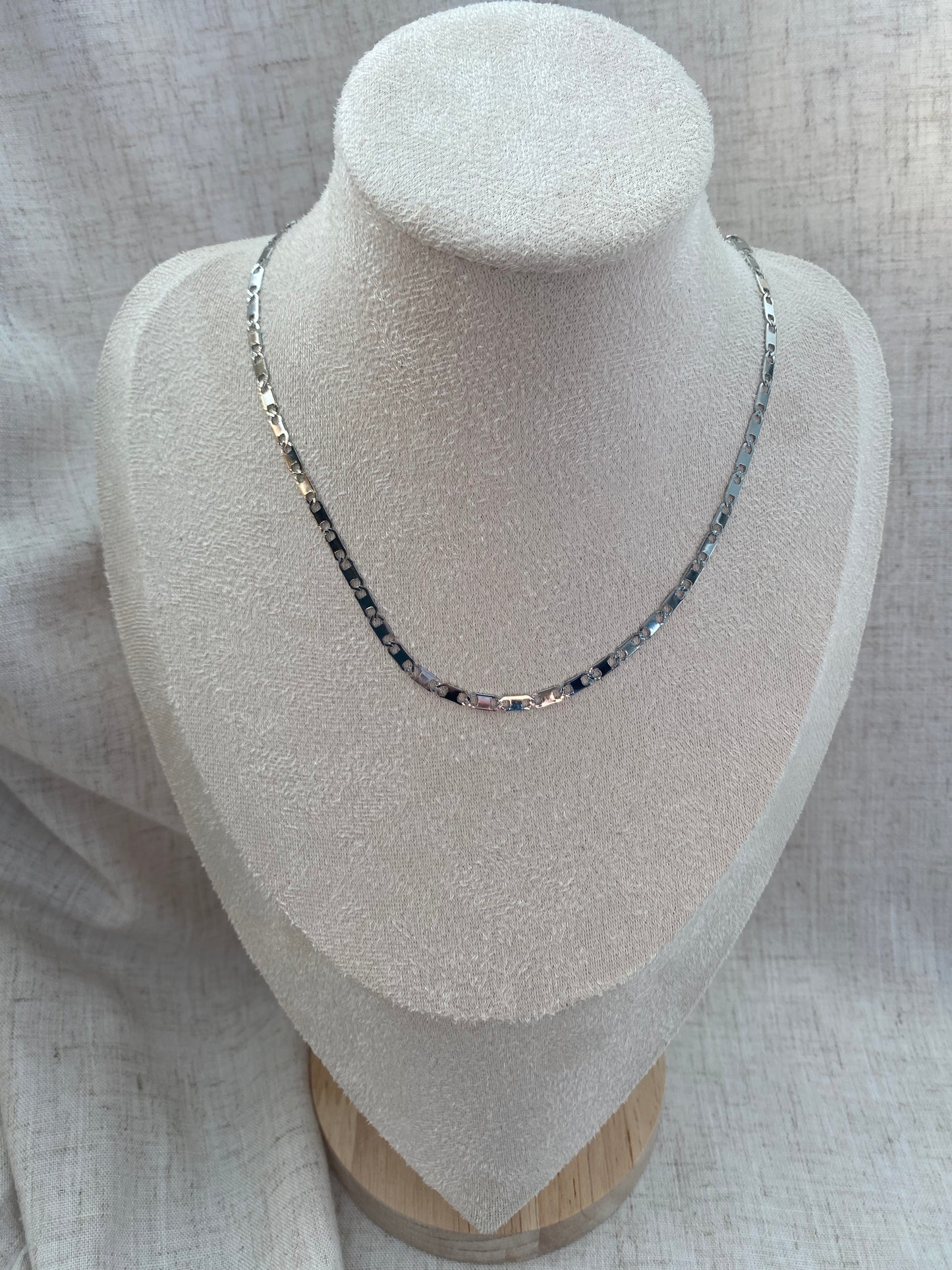 Collier Isa