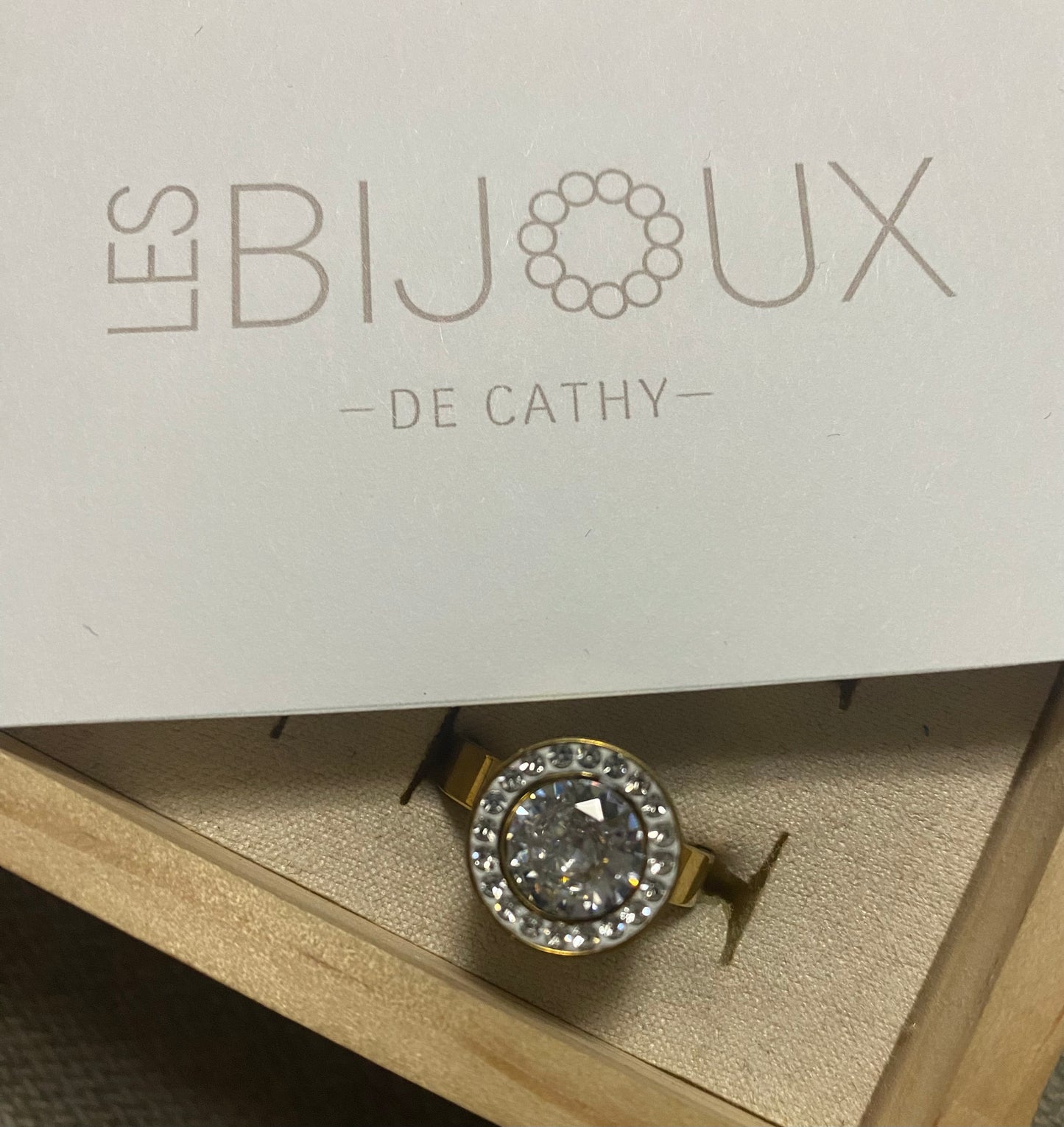 Bague or grand cercle zircon