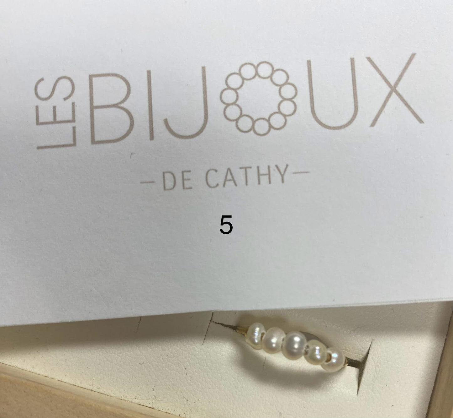 Bague or avec perles