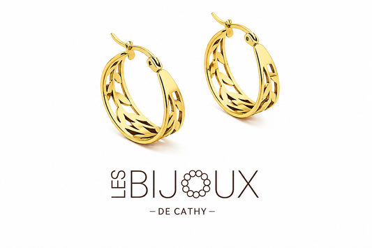 Boucles d’oreilles or anneaux avec motifs