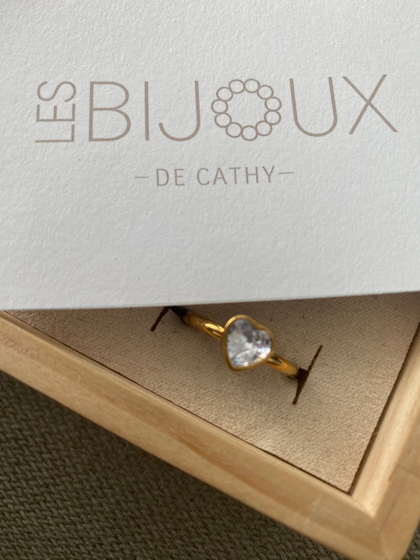 Bague or coeur zircon