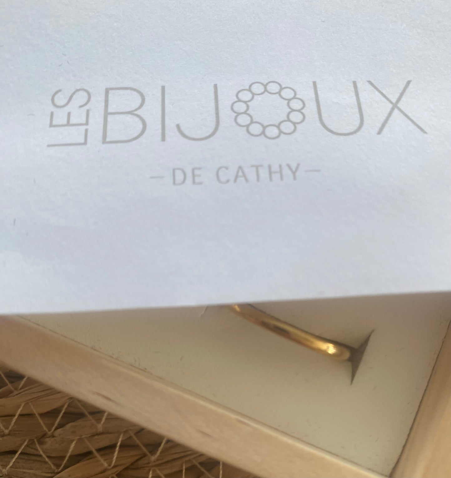 Bague or jonc délicat
