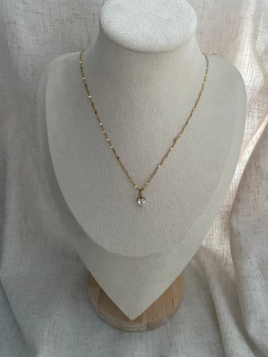 CHAINE ADÈLE OR AVEC ZIRCON EN FORME DE COEUR