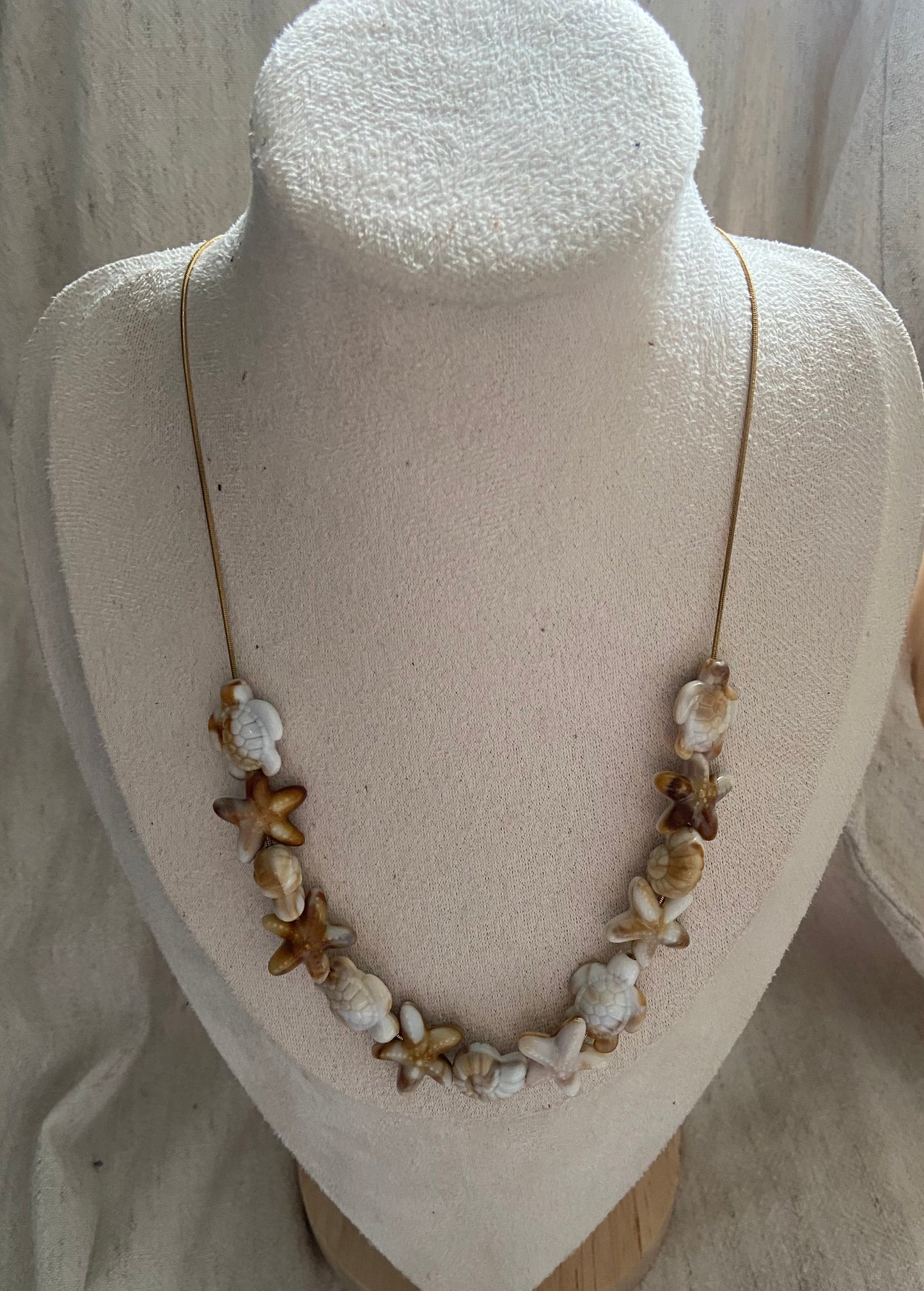 Collier, collection Laurie