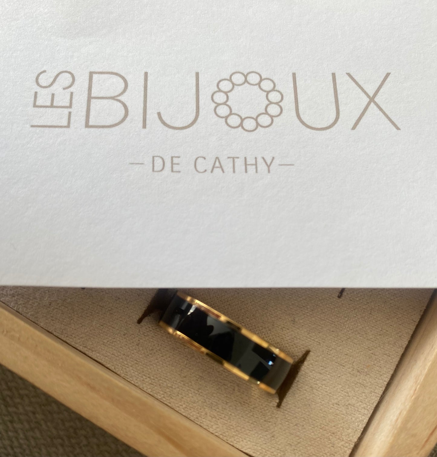 Bague or et noir