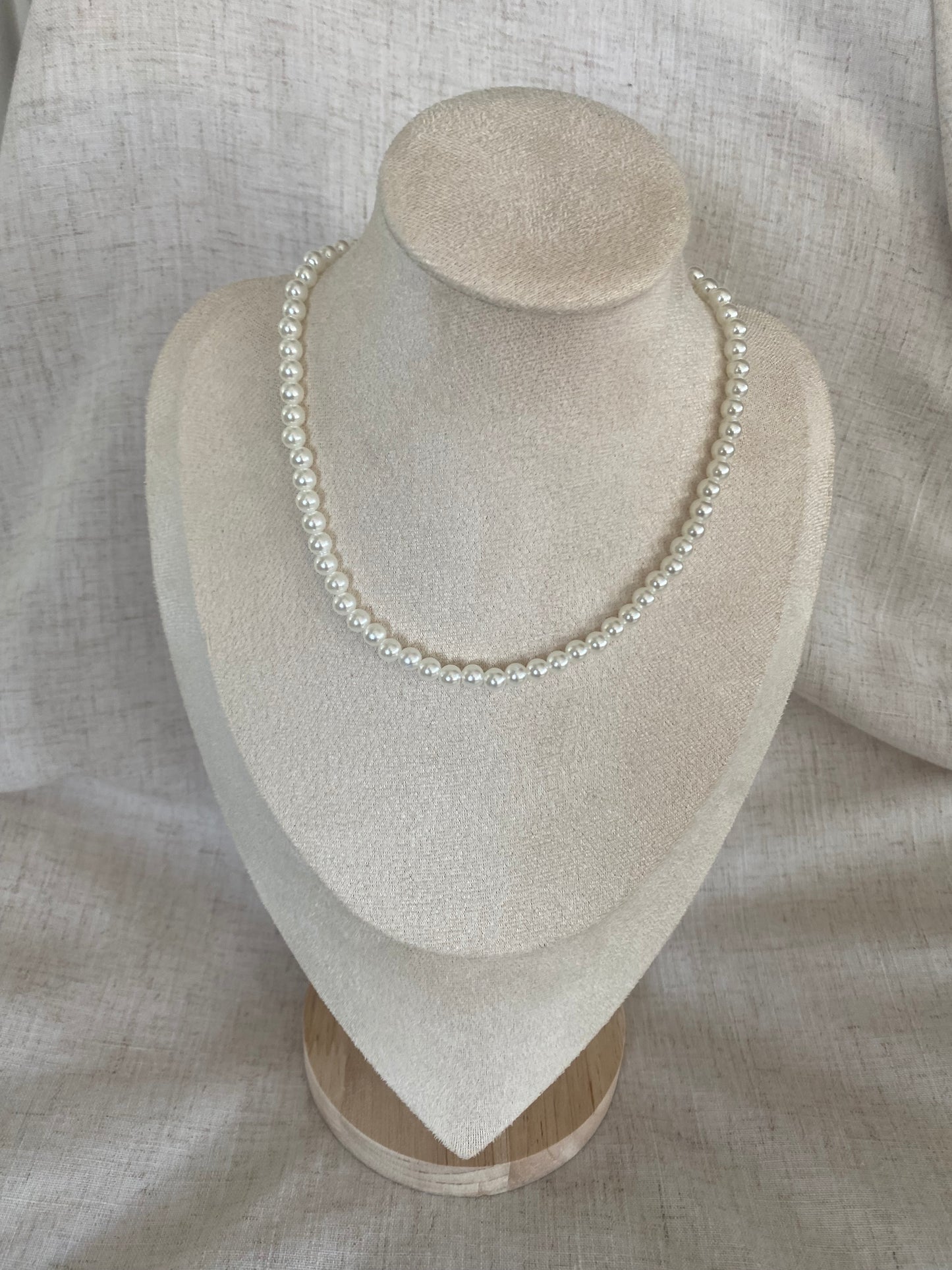 Collier de perles ivoire 14.5 pouces