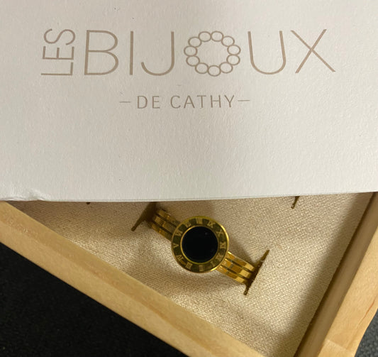 Bague or cercle noir
