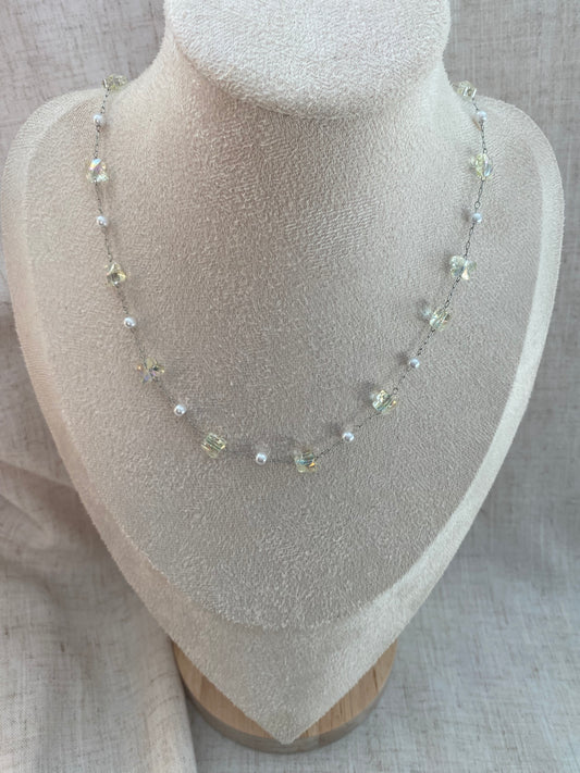 Collier Blanche