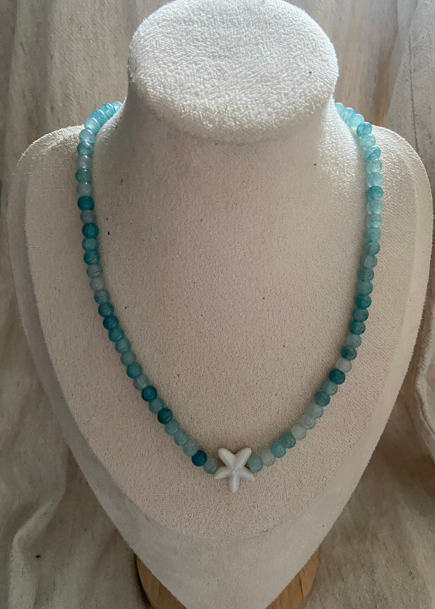 Collier de billes, collection Laurie