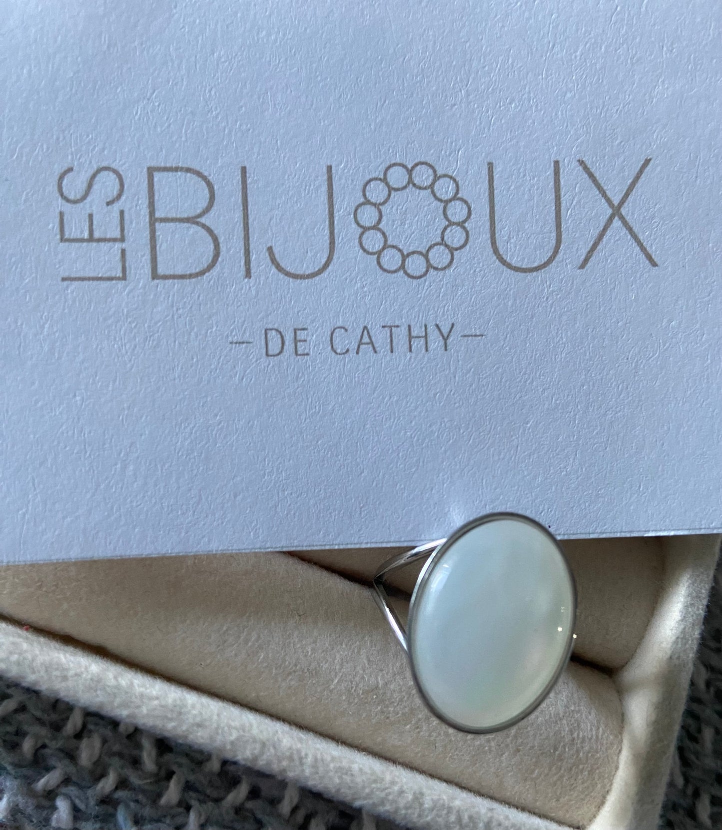 Bague argent avec Pierre blanche